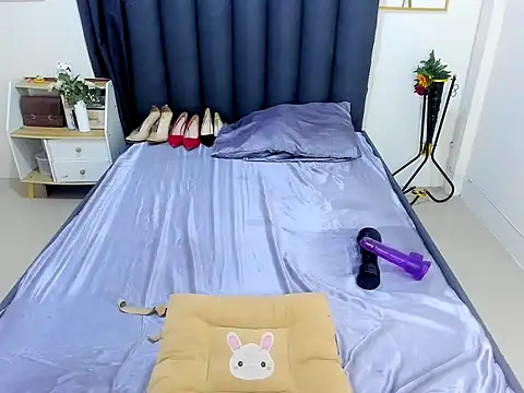 Hannah Louissexxx online show from 07-23-26, 10:51