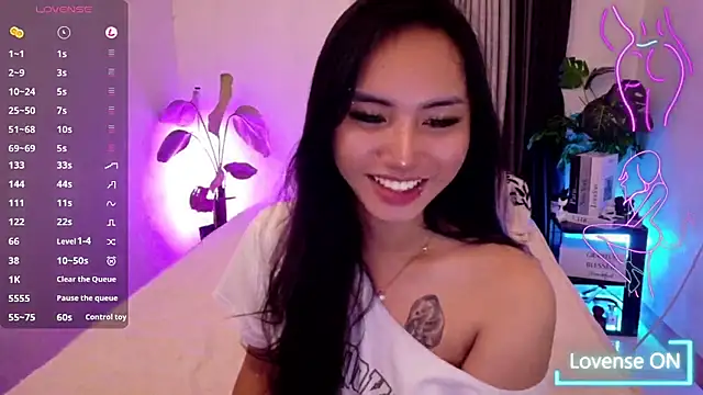 Bell PepperHot online show from 07-29-26, 05:33