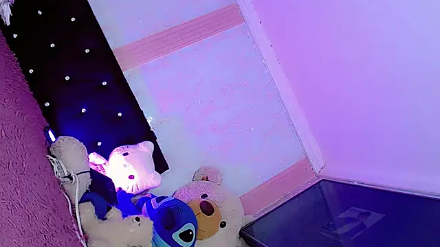 HeidiVanessa online show from 07-26-26, 02:35