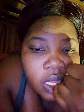 Snapshot of ellena8 chatting on 06-18-26, 10:36 ellena8 online show from 06-18-26, 10:36