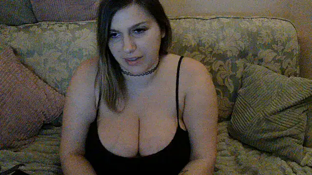 Snapshot of vegan_footqueen chatting on 07-02-26, 01:05 vegan footqueen online show from 07-02-26, 01:05