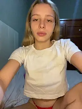 CatalinaArgentina online show from 07-15-26, 10:48
