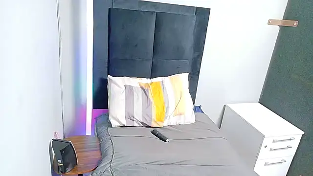 SpicedDove online show from 07-30-26, 11:42