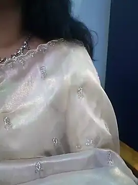 Snapshot of Zaara-Rose chatting on 06-27-26, 05:29 Zaara-Rose online show from 06-27-26, 05:29