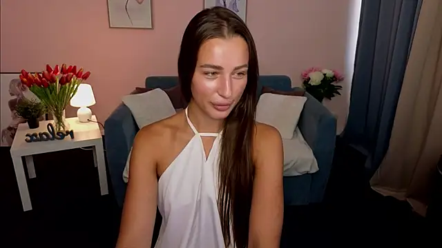 Snapshot of KateBliss chatting on 06-24-26, 02:05 KateBliss online show from 06-24-26, 02:05