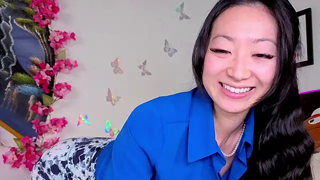 Snapshot of MySweetSofie chatting on 09-18-25, 05:59 MySweetSofie online show from 09-18-25, 05:59