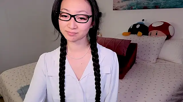 Snapshot of MySweetSofie chatting on 10-28-25, 07:16 MySweetSofie online show from 10-28-25, 07:16