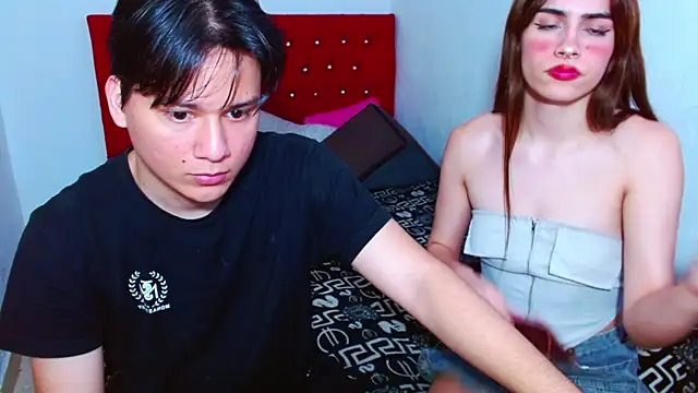 Snapshot of Duo_Tgirl_Straight chatting on 08-02-26, 02:43 Duo Tgirl Straight online show from 08-02-26, 02:43
