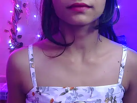Snapshot of Yours-Zoya chatting on 08-02-26, 04:55 Yours-Zoya online show from 08-02-26, 04:55