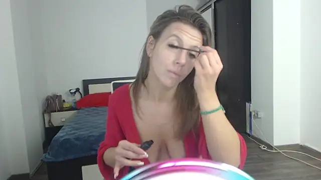 Snapshot of DedeSibel chatting on 02-25-25, 07:31 DedeSibel online show from 02-25-25, 07:31