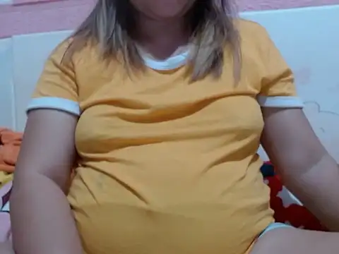 SweetPreggyElena online show from 06-21-26, 12:41