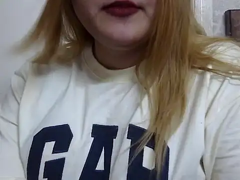 Snapshot of Sexyy_Sana chatting on 07-24-26, 10:08 Sexyy Sana online show from 07-24-26, 10:08