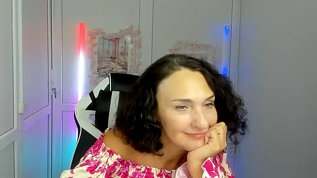 OliviaKateee online show from 06-24-26, 12:15
