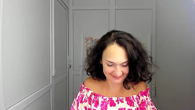 OliviaKateee online show from 07-08-26, 12:20
