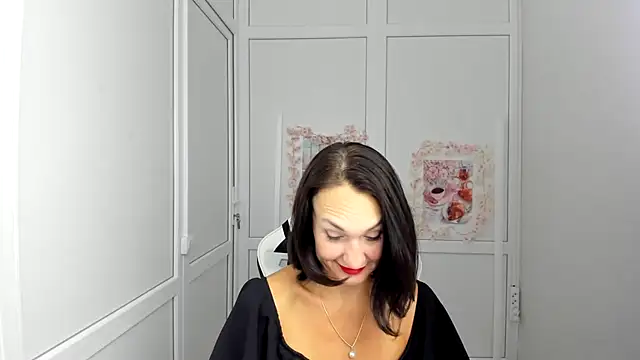 OliviaKateee online show from 07-17-26, 12:23