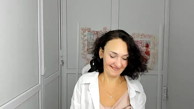 OliviaKateee online show from 07-19-26, 06:17