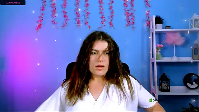 Snapshot of emma_dark__ chatting on 07-08-26, 09:14 emma dark online show from 07-08-26, 09:14