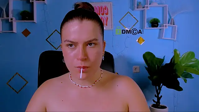Snapshot of emma_dark__ chatting on 07-12-26, 09:22 emma dark online show from 07-12-26, 09:22