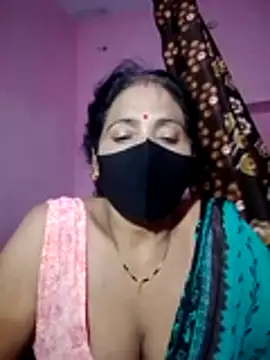 Snapshot of Noor__Malika- chatting on 07-16-26, 02:34 Noor Malika- online show from 07-16-26, 02:34
