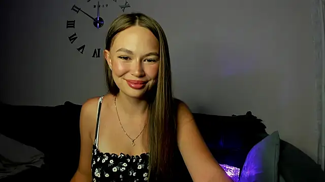 Snapshot of Elin_mars chatting on 07-20-26, 08:11 Elin mars online show from 07-20-26, 08:11