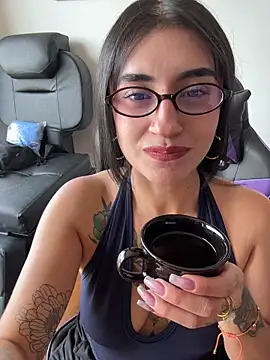 JennaNovva online show from 07-28-26, 04:39