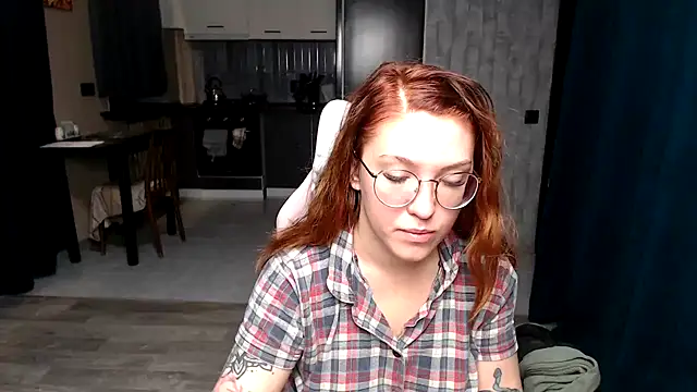 Reginasmilee online show from 10-04-25, 01:14