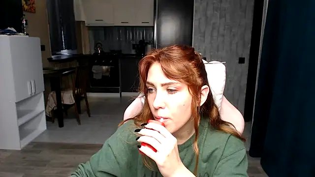 Reginasmilee online show from 10-09-25, 07:28