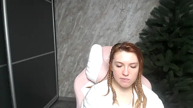 Reginasmilee online show from 01-11-26, 02:16