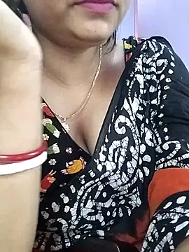 Snapshot of Naughty-Queen2 chatting on 06-25-26, 08:30 Naughty-Queen2 online show from 06-25-26, 08:30