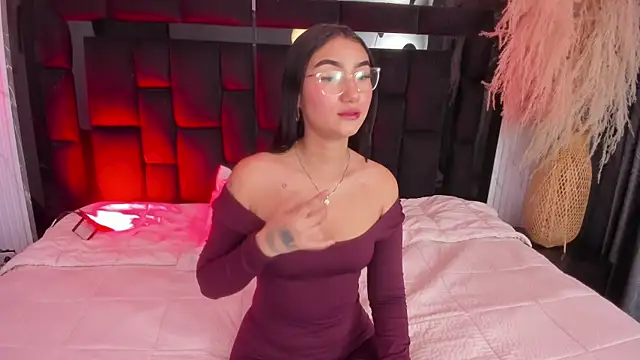 KendallMeyers  online show from 06-24-26, 04:55