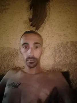 Snapshot of negrstereo chatting on 06-24-26, 12:42 negrstereo online show from 06-24-26, 12:42