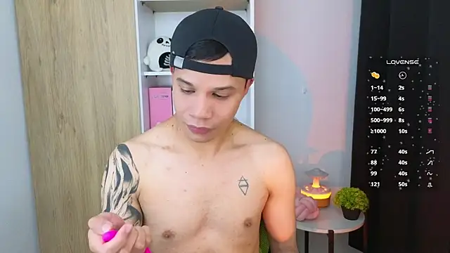 Im Marco  online show from 06-27-26, 03:00