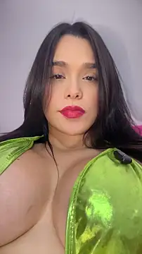 Snapshot of Miss-lyra chatting on 06-28-26, 01:11 Miss-lyra online show from 06-28-26, 01:11
