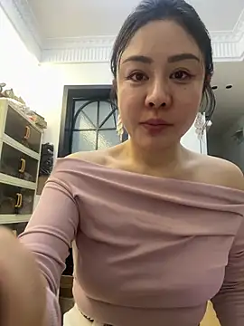 Youmi-kiss online show from 06-29-26, 07:58