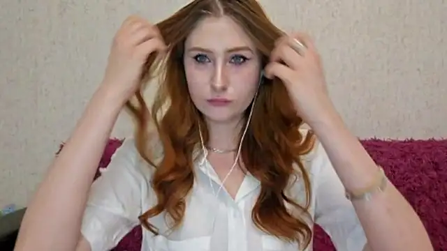 EvaTeaseQueen online show from 06-25-26, 07:07