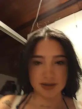 michellee444 online show from 07-04-26, 04:40