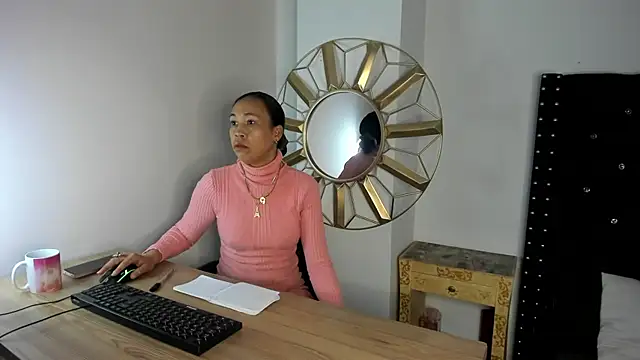Charlot Vixen online show from 07-08-26, 12:09