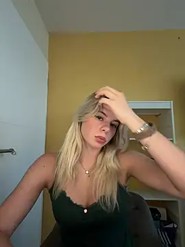 Snapshot of JellyCherry chatting on 07-01-26, 12:07 JellyCherry online show from 07-01-26, 12:07