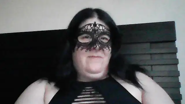 RavenRunee online show from 07-03-26, 02:40