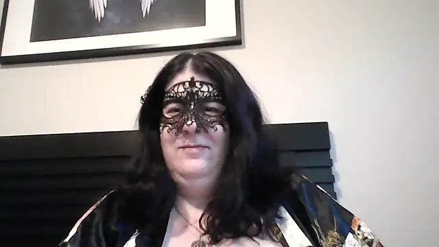 RavenRunee online show from 07-13-26, 01:30