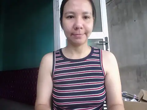   Lily24   online show from 07-01-26, 02:02