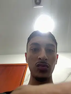 Stockholm Love online show from 06-27-26, 02:49
