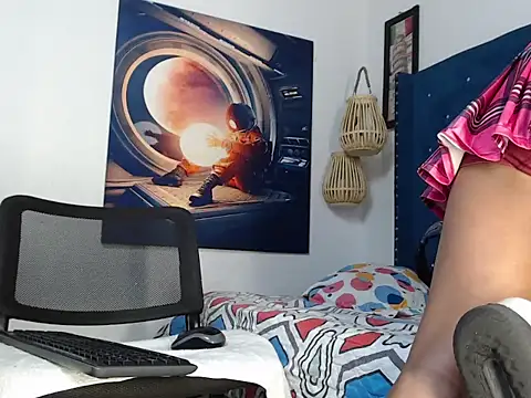 Hotchantal1 online show from 06-30-26, 01:56