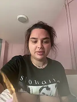 Snapshot of sabrinaslut chatting on 06-27-26, 04:12 sabrinaslut online show from 06-27-26, 04:12