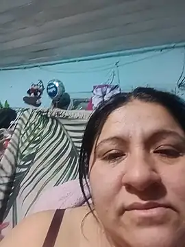 Snapshot of juguetina chatting on 07-13-26, 04:04 juguetina online show from 07-13-26, 04:04
