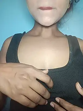 Snapshot of Naughty_Sonaa chatting on 07-14-26, 05:07 Naughty Sonaa online show from 07-14-26, 05:07