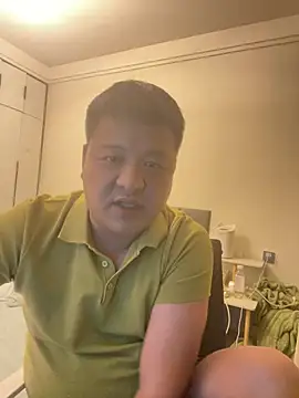 Snapshot of zhang1118 chatting on 07-02-26, 03:40 zhang1118 online show from 07-02-26, 03:40