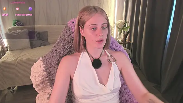Meowix  online show from 07-02-26, 12:00