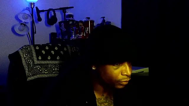 Snapshot of Rickavelli_ chatting on 07-01-26, 04:36 Rickavelli online show from 07-01-26, 04:36