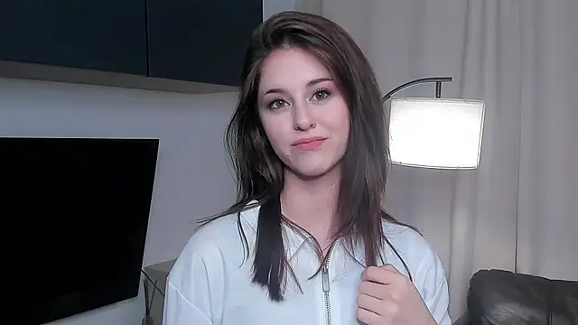 Snapshot of JuleeKnowell chatting on 07-03-26, 09:05 JuleeKnowell online show from 07-03-26, 09:05